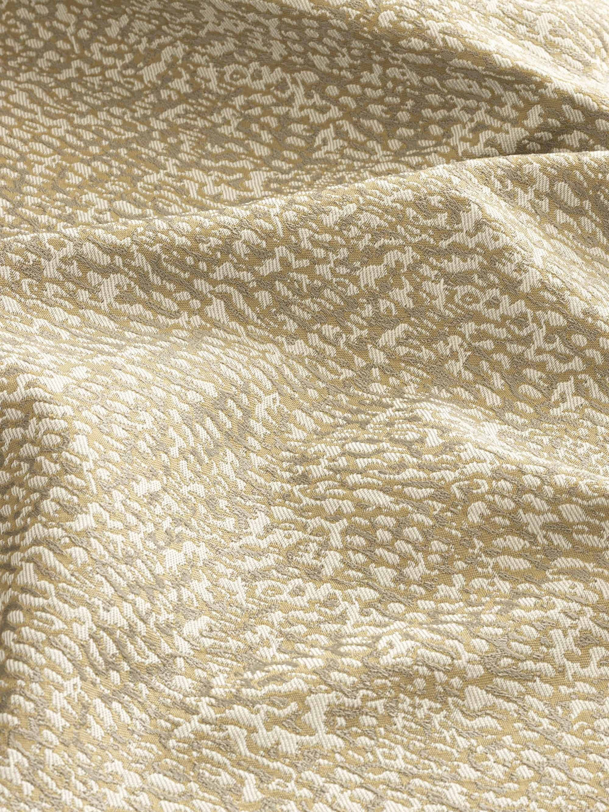 Coral Fabric – Gold (CRAL05)