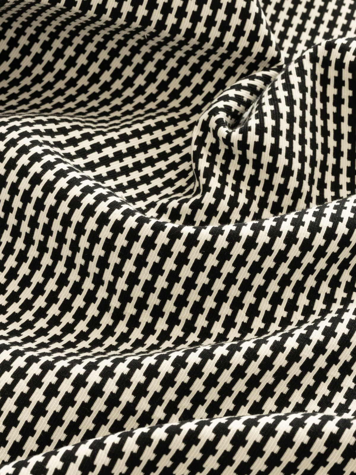 Lock Fabric – Black (LOC05)