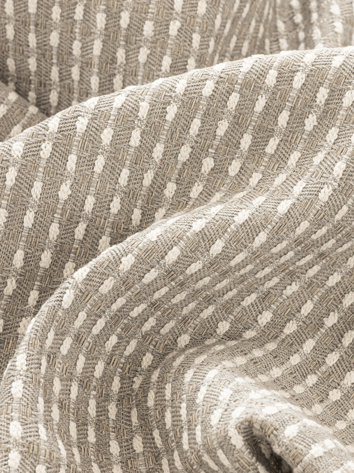Mustique Fabric – Pebble (MQUE05)