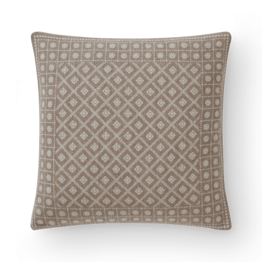 Olivia Cushion - Natural, Knife Edge (CO3479)