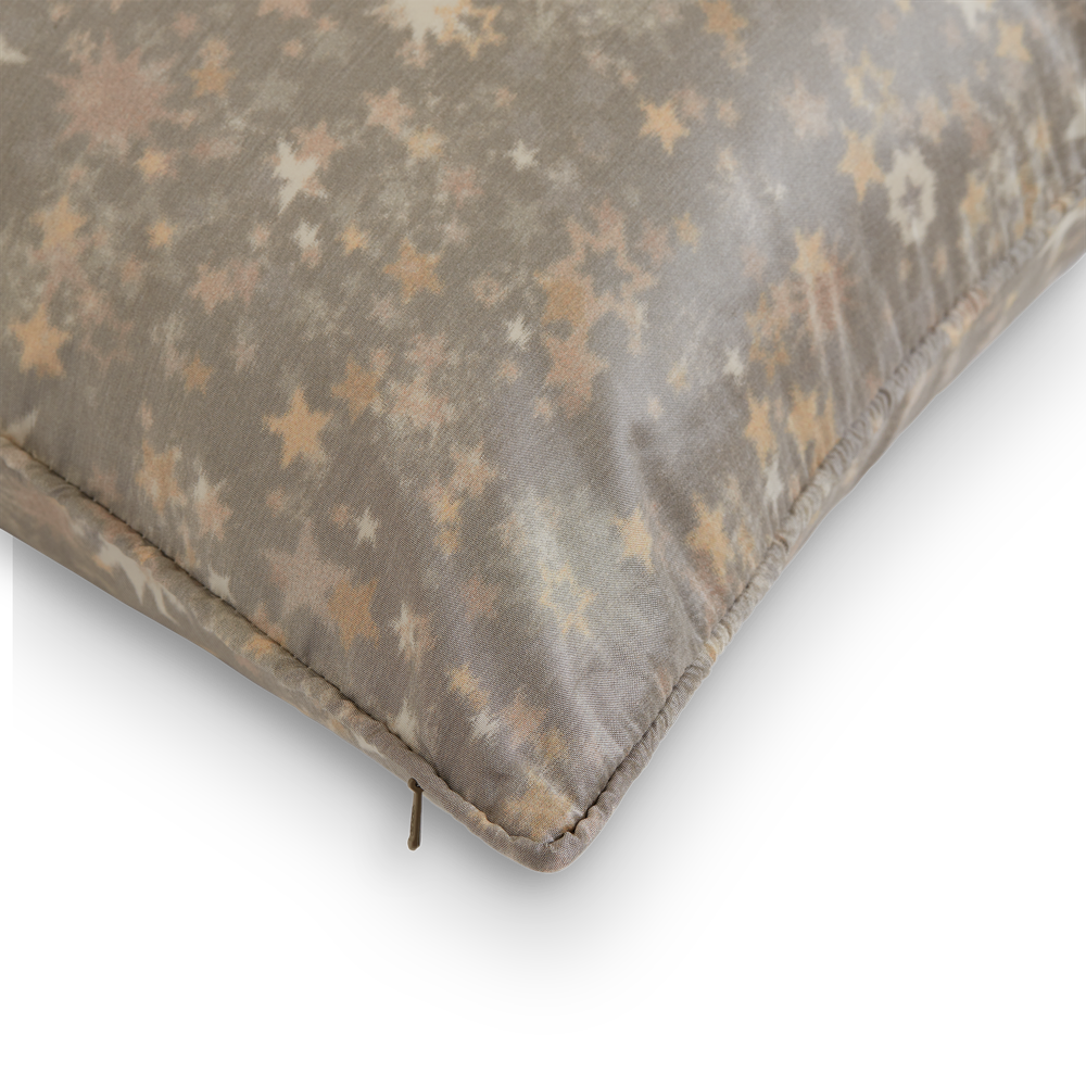 Star Cushion - Platinum, Self Piped (CC0063)