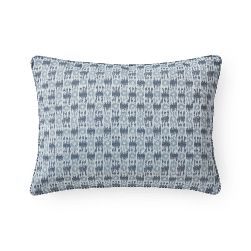 Villa D'Este Cushion - Lake, 55x40 (CC0109)
