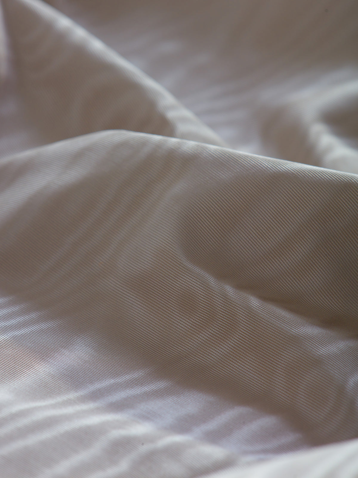 Harlow Moiré Fabric – Platinum (HAMO01)